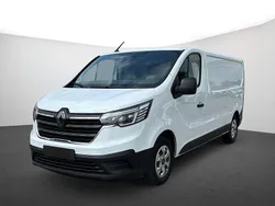 Arktisweiß Gebraucht 2024 Renault Trafic Komfort Van | 29.319 €