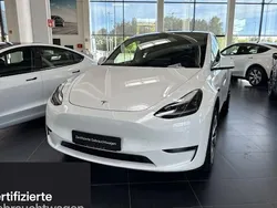 Weiß Gebraucht 2022 Tesla Model Y SUV | 33.900 € (Guter Preis)