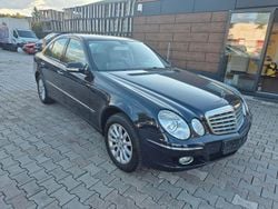 Blau Gebraucht 2007 Mercedes E230 Elegance Limousine | 6.450 € (Fairer Preis)