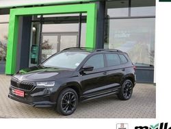 Schwarz (black magic ) Gebraucht 2022 Skoda Karoq SportLine SUV | 30.990 € (Fairer Preis)
