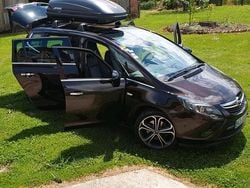 Braun Gebraucht 2013 Opel Zafira Tourer Van / Kleinbus | 8.500 € (Teuer)