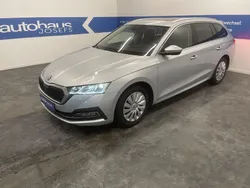Silber Gebraucht 2021 Skoda Octavia Style Kombi | 19.500 € (Fairer Preis)