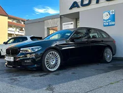 Black sapphire metallic Gebraucht 2020 BMW 550 Kombi | 57.980 €
