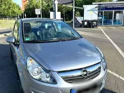 Grau Gebraucht 2008 Opel Corsa Kleinwagen | 3.950 € (Fairer Preis)