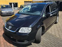 Schwarz Gebraucht 2006 VW Touran Highline Van / Kleinbus | 3.300 € (Fairer Preis)