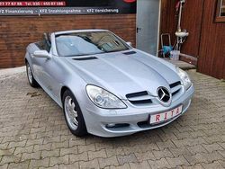 Silber Gebraucht 2007 Mercedes SLK200 Cabrio | 13.980 € (Fairer Preis)