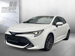 Weiß Gebraucht 2019 Toyota Corolla Club Limousine | 18.888 € (Fairer Preis)