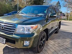 Grün Gebraucht 2013 Toyota Land Cruiser SUV | 37.900 € (Guter Preis)
