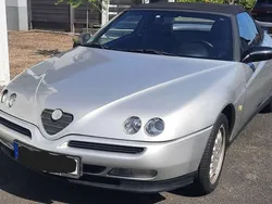 Silber Gebraucht 1996 Alfa Romeo Spider Cabrio | 6.100 €