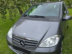 Grau Gebraucht 2012 Mercedes A180 Limousine | 6.900 € (Fairer Preis)