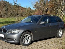 Grau Gebraucht 2009 BMW 320 Comfort Edition Limousine | 5.800 € (Fairer Preis)