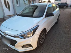 Weiß Gebraucht 2020 Hyundai i20 Advantage Kleinwagen | 11.650 € (Guter Preis)