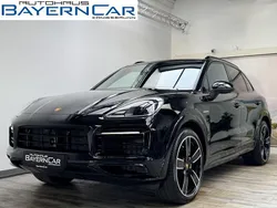 Chromitschwarz Gebraucht 2023 Porsche Cayenne Platinum Edition SUV | 99.489 € (Fairer Preis)