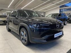 Jet black (metallic) Gebraucht 2023 Mazda MX30 Ad'Vantage SUV | 15.990 € (Guter Preis)