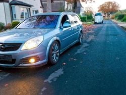 Grau Gebraucht 2005 Opel Vectra Kombi | 1.350 € (Fairer Preis)