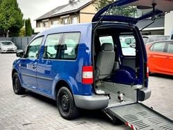 Blau Gebraucht 2009 VW Caddy Van / Kleinbus | 13.999 €