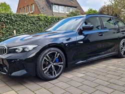 Schwarz Gebraucht 2024 BMW 330 M Sport Kombi | 38.900 € (Superpreis)