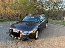 Schwarz Gebraucht 2015 Audi A4 Kombi | 11.000 € (Fairer Preis)