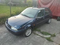Blau Gebraucht 1998 Ford Fiesta Style Kleinwagen | 1.500 € (Fairer Preis)