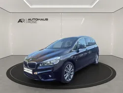Schwarz Gebraucht 2016 BMW 220 Gran Tourer Sport Line Van / Kleinbus | 16.990 € (Fairer Preis)