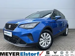 Blau Neu 2025 Seat Arona SUV | 32.380 €