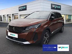 Braun Gebraucht 2023 Peugeot 5008 Allure Van / Kleinbus | 27.990 € (Fairer Preis)
