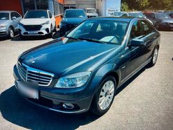 Grau Gebraucht 2010 Mercedes C200 Elegance Limousine | 7.399 € (Fairer Preis)