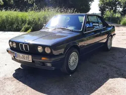 Schwarz Gebraucht 1992 BMW 320 Cabriolet Sport Line Cabrio | 23.900 €