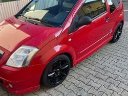 Rot Gebraucht 2006 Citroën C2 Kleinwagen | 2.500 € (Fairer Preis)