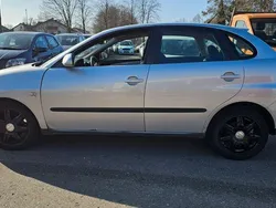 Silber Gebraucht 2005 Seat Ibiza Sport Limousine | 499 € (Superpreis)