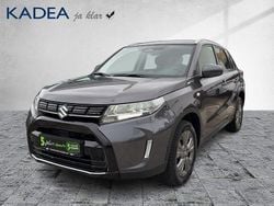 Titan dark grey pearl metallic Gebraucht 2025 Suzuki Vitara Comfort SUV | 21.680 € (Fairer Preis)
