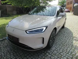 Beige Neu 2025 Seres 3 SUV | 39.900 € (Etwas zu teuer)