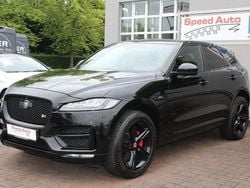 Santorini black Gebraucht 2018 Jaguar F-Pace R-Sport SUV | 30.990 € (Etwas zu teuer)