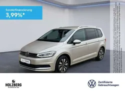 Ivory silver metallic Gebraucht 2023 VW Touran Move Van / Kleinbus | 31.990 € (Guter Preis)