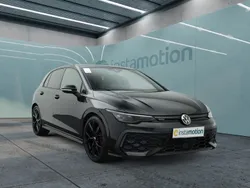 Schwarz Gebraucht 2024 VW Golf VIII Style Limousine | 42.399 € (Fairer Preis)