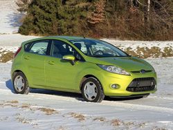 Grau Gebraucht 2012 Ford Fiesta Limousine | 2.950 € (Fairer Preis)