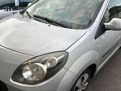 Silber Gebraucht 2007 Renault Twingo Initiale Kleinwagen | 700 € (Guter Preis)