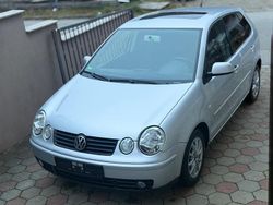 Grau Gebraucht 2002 VW Polo Kleinwagen | 1.650 € (Etwas zu teuer)
