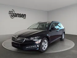 Schwarz Gebraucht 2022 Skoda Superb Limousine | 27.990 € (Guter Preis)