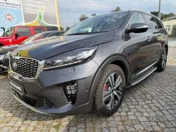 Grau Gebraucht 2020 Kia Sorento 3 SUV | 29.988 € (Fairer Preis)