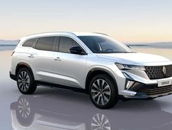 Rot Neu 2025 Renault Espace Techno Van / Kleinbus | 39.990 € (Superpreis)