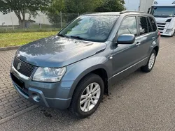 Grau Gebraucht 2005 Suzuki Grand Vitara SUV | 3.300 € (Fairer Preis)