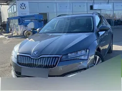 Grau Gebraucht 2022 Skoda Superb Kombi | 30.849 € (Superpreis)