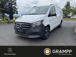 Weiß Gebraucht 2024 Mercedes Vito Van / Kleinbus | 56.989 €