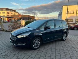 Blau Gebraucht 2017 Ford Galaxy Titanium Van / Kleinbus | 10.500 € (Superpreis)