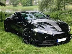 Schwarz Gebraucht 2022 Aston Martin V8 Vantage Coupé | 149.000 € (Superpreis)
