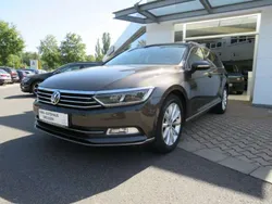 Black oak brown metallic Gebraucht 2015 VW Passat Highline Kombi | 17.490 € (Fairer Preis)