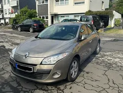 Andere außenfarben Gebraucht 2010 Renault Mégane III Limousine | 5.499 €