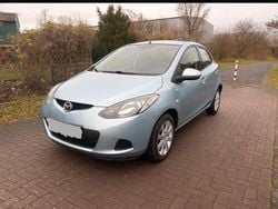 Blau Gebraucht 2010 Mazda 2 Kleinwagen | 4.500 € (Fairer Preis)