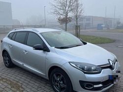 Silber Gebraucht 2015 Renault Mégane GrandTour LIMITED Kombi | 6.250 € (Guter Preis)